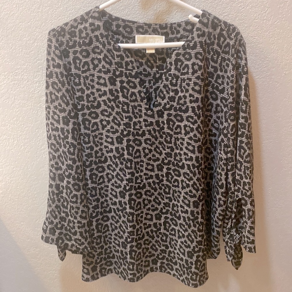Michael Kors 3/4 Tie Sleeve Leopard Print Blouse Size XL Like New!